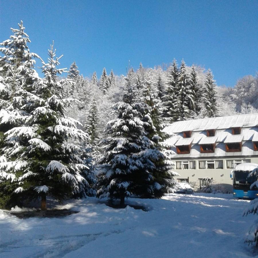Complexul Turistic Cheile Butii Otel Cîmpu lui Neag Dış mekan fotoğraf